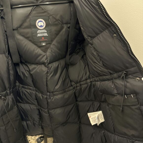 Canada Goose Jacket - Picture 10 of 11